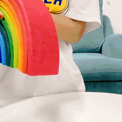Montessori Regenbogen-Stapelspiel – Farbe, Lernen & Freude vereint