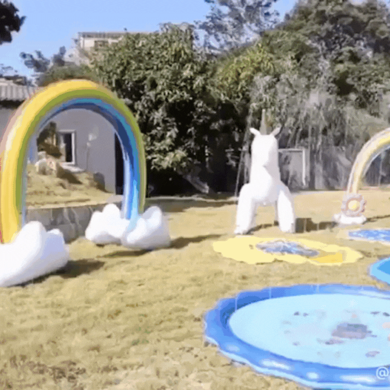 Kinder Planschmatte mit Wasser-Sprühfunktion
