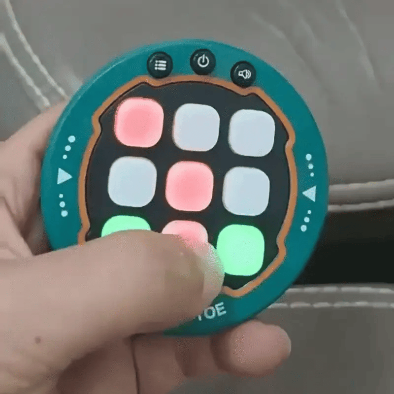 Intelligente Tic-Tac-Toe-Konsole – Spielspaß mit Köpfchen!