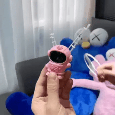 Fliegendes Astronaut Spielzeug mit LED für Kinder