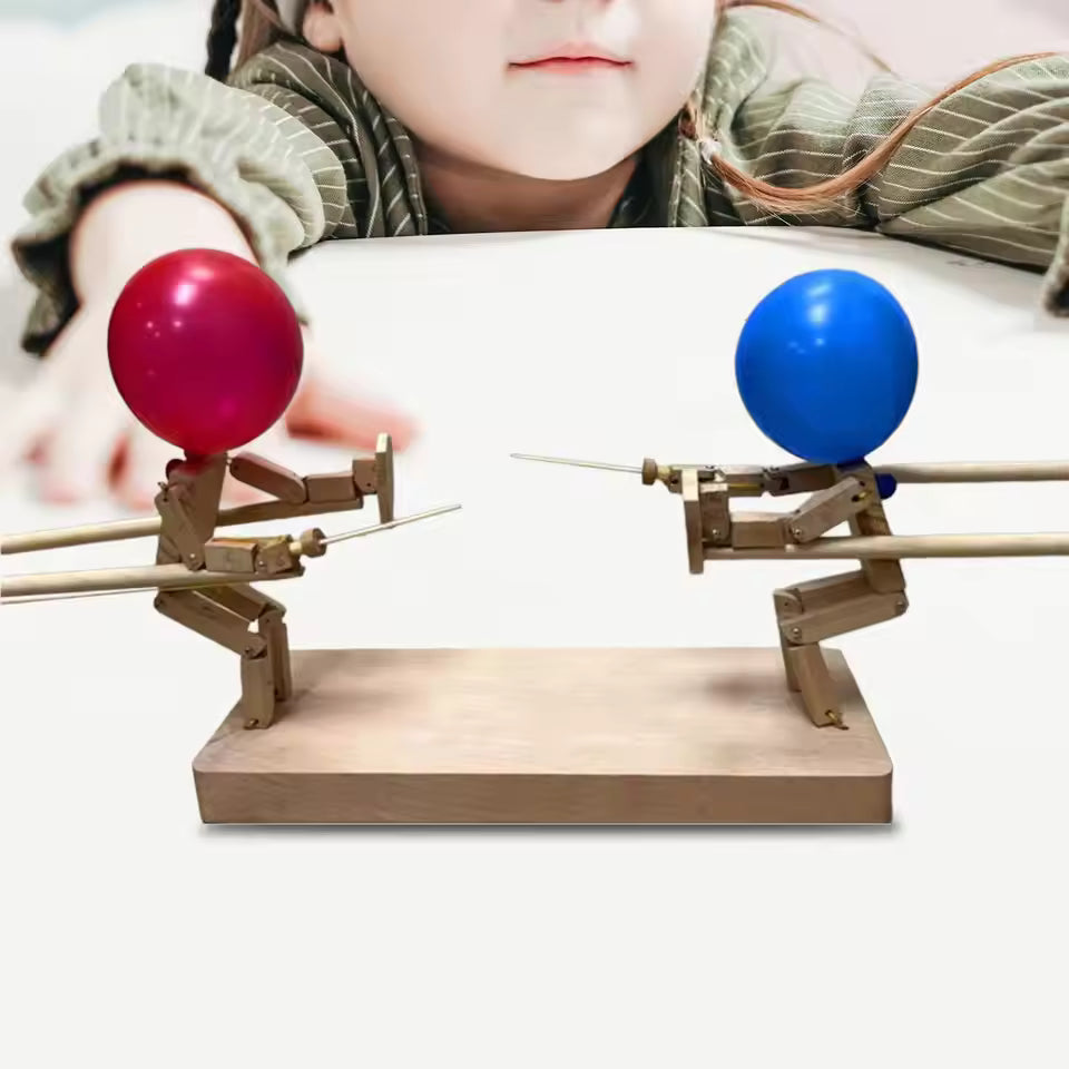 Schnelles Spiel mit Holzfiguren & Ballonköpfen für Kinder