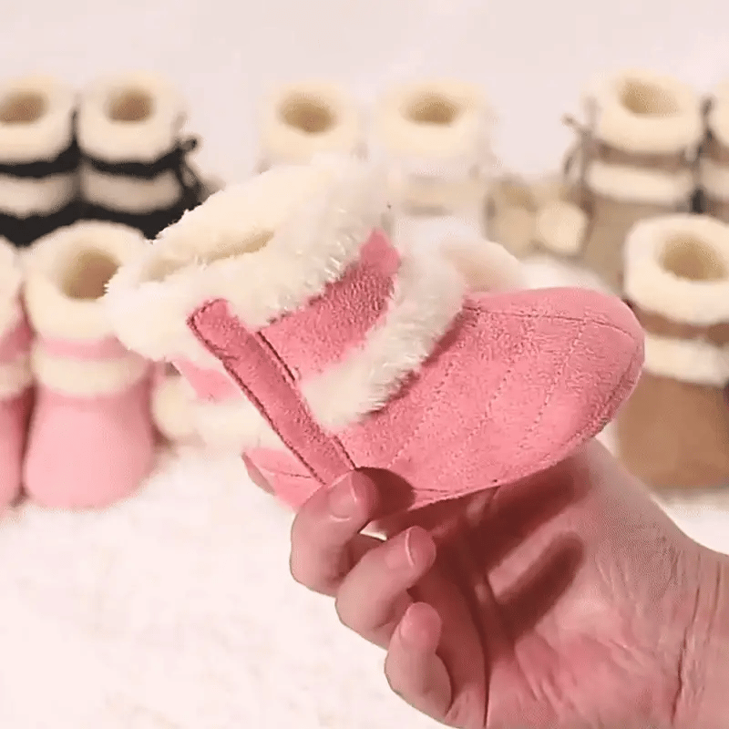 Kuschelige Baby Winterstiefel – Warme Füße für kleine Entdecker