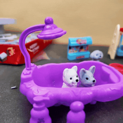 Spielzeug Haustierhaus für Kinder – Rollenspiel mit Hund & Katze