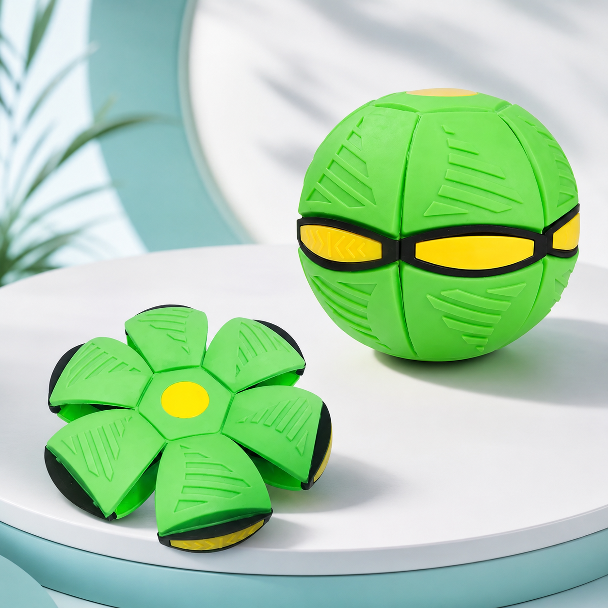 2-in-1 UFO Frisbee und Ball – Das perfekte Wurfspielzeug für Draußen Grün