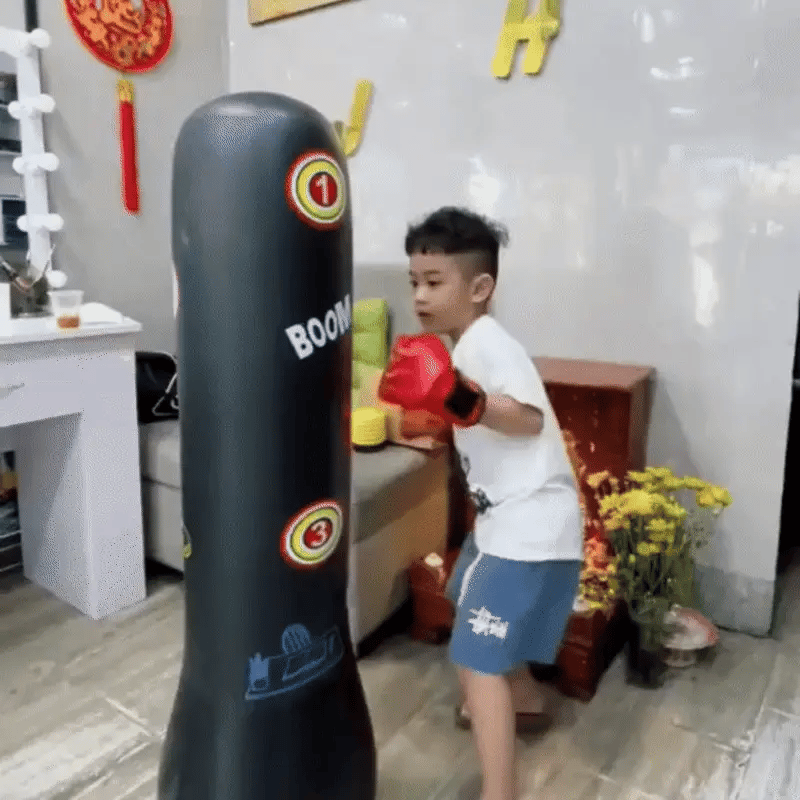 Aufblasbarer Boxsack für Kinder – Aktion, Spaß & Fitness zuhause