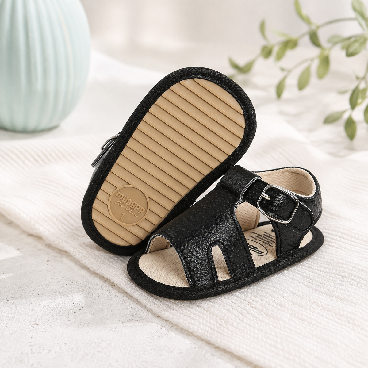 Baby Sandalen mit rutschfester Sohle – Komfort & Sicherheit Schwarz