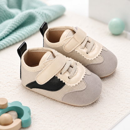 Bequeme Lauflernschuhe – Schutz & Komfort für Babys Grau