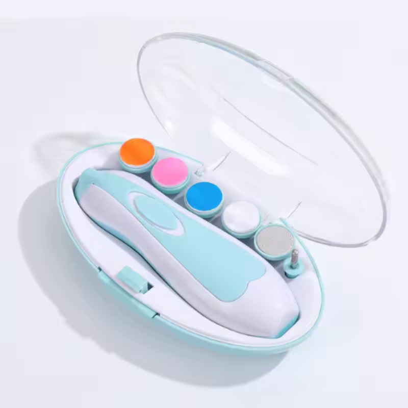 Elektrischer Baby Nageltrimmer mit leisem Motor und LED Licht Blau