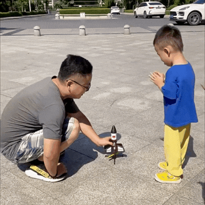 Raum Rakete Launcher für Kinder – Fliegende Rakete mit LED