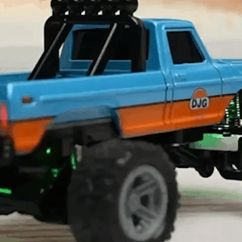 Mini Monster-Truck mit Licht & USB-C für Kinder