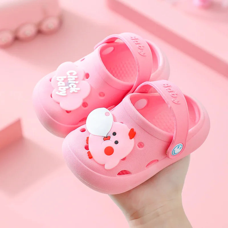 Karikatur Kleinkindsandalen – Perfekt zum Spielen im Sommer Rosa