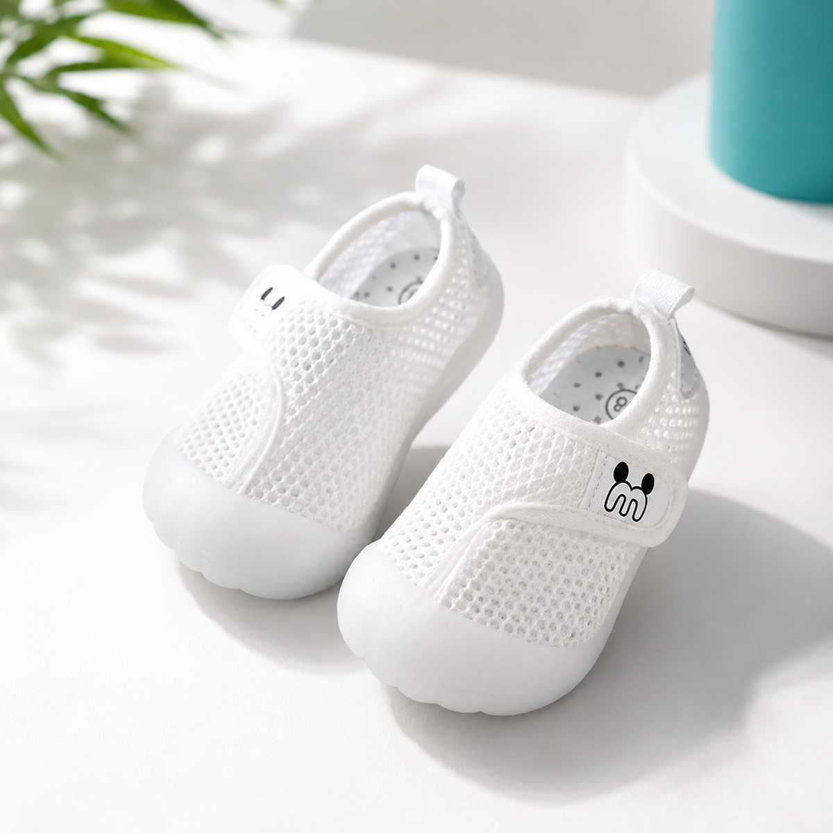 Kinder Sportschuhe – Atmungsaktiv, Rutschfest & Super Bequem Weiß