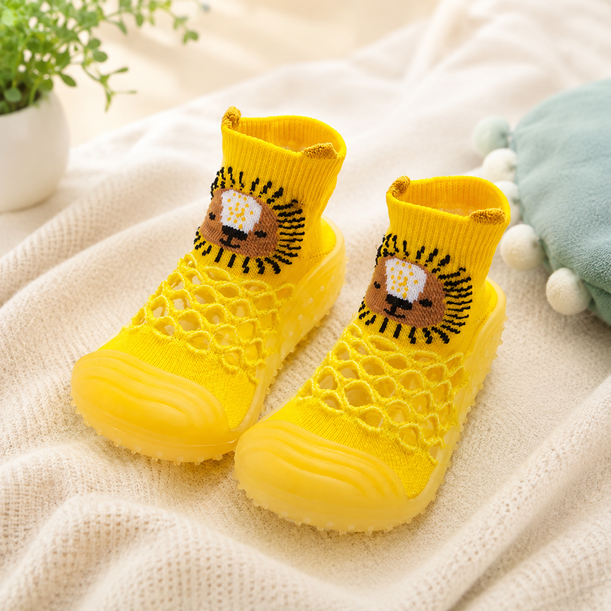 Rutschfeste Babyschuhe – Weich, Atmungsaktiv & Bequem für Erste Schritte Gelber Löwe