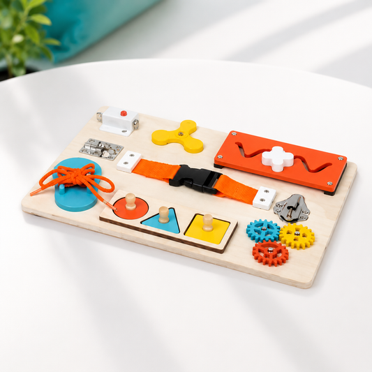 Montessori Busy Board aus Holz – Motorikspielzeug für Kinder