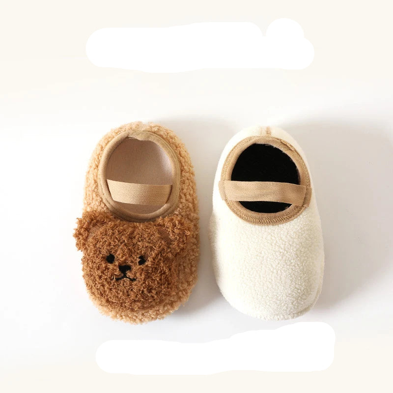 Kuschelige Baby-Socken– Sicher & Warm bei den ersten Schritten