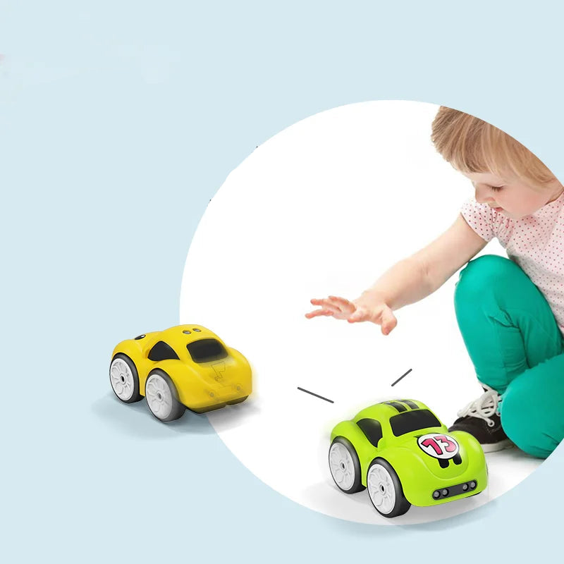 Schlau RC Auto mit Musik & Handsteuerung für Kinder