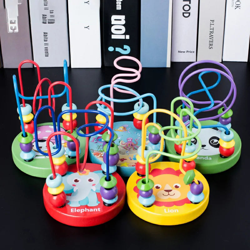 Baby Motorikspielzeug aus Holz – Montessori Lernspiel