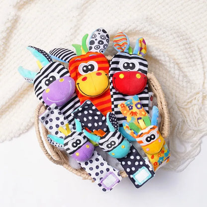 Tierische Baby-Socken mit Rassel & Armband – Spaß & Entwicklung