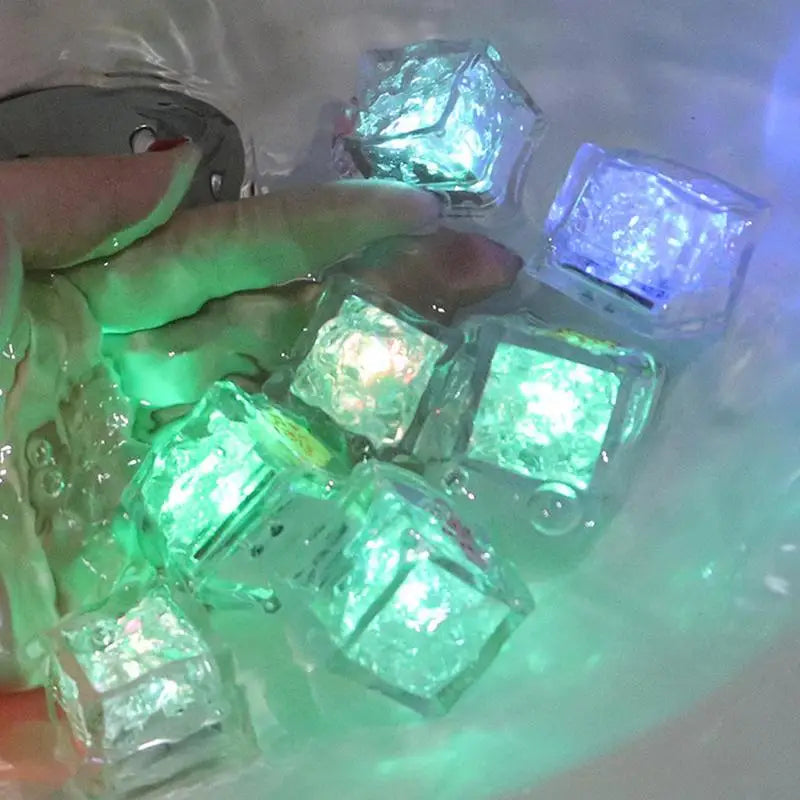 Wasseraktivierte LED Würfel für Kinder & Erwachsene!