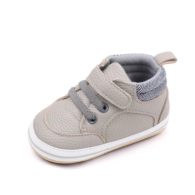 Weiche Baby Prewalker Sneaker für sichere Laufanfänge Grau