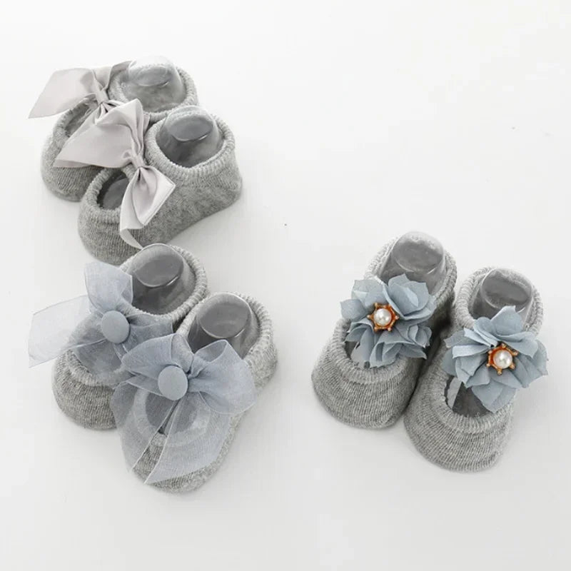 Baby Mädchen Socken mit Schleife & Blume – 3er Satz Baumwolle Grau