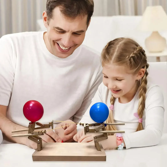 Schnelles Spiel mit Holzfiguren & Ballonköpfen für Kinder