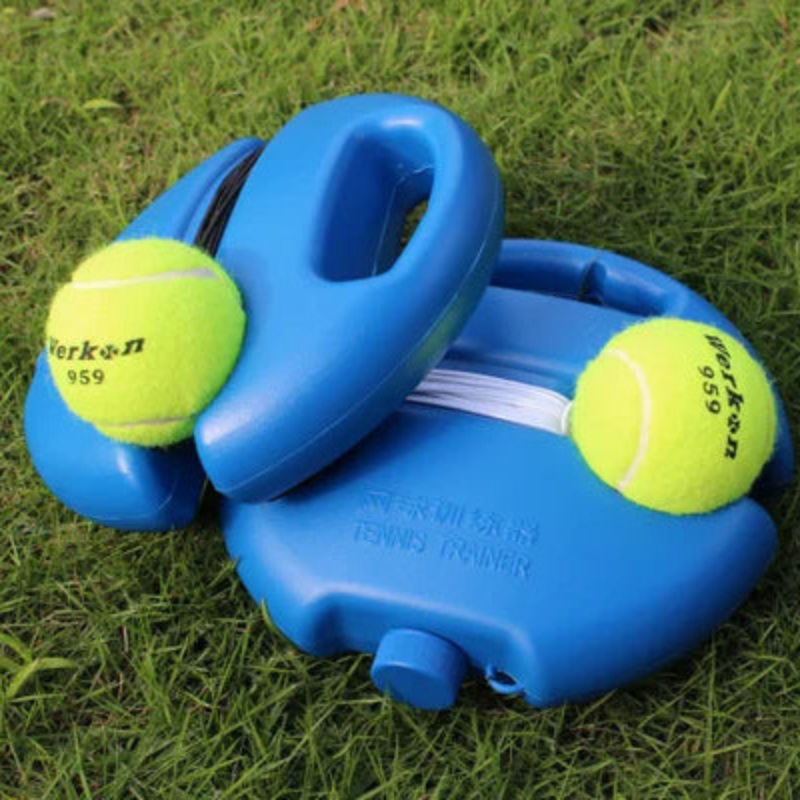 Tennis Trainer mit Rückprall-Seil