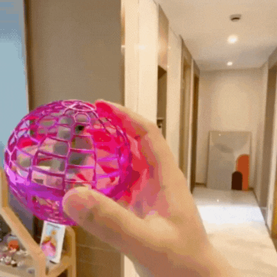 Magischer LED Fliegen Ball – Schweben, Werfen & Staunen