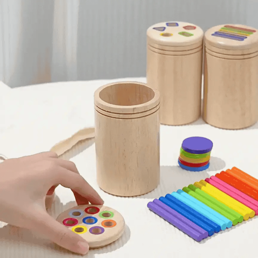 Holz Montessori Sortierspiel – Farben & Formen lernen