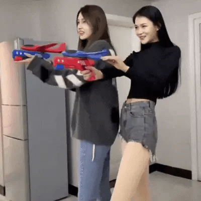 Schaumflugzeug mit Startpistole – Flexibles, sicheres Wurfspielzeug für Kinder