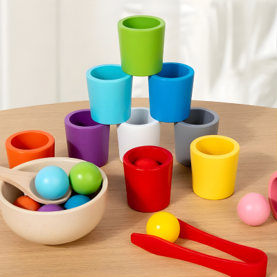 Montessori Farbspiel-Becher – Farben & Formen spielerisch lernenc