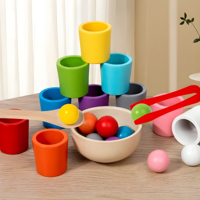 Montessori Farbspiel-Becher – Farben & Formen spielerisch lernenc