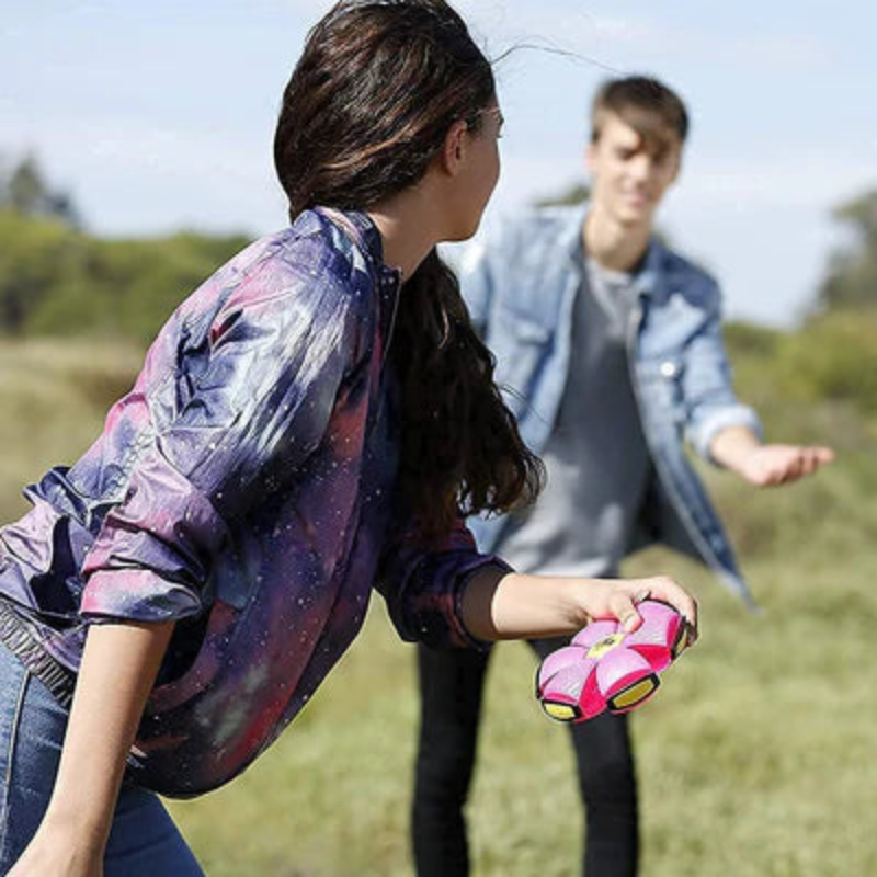 2-in-1 UFO Frisbee und Ball – Das perfekte Wurfspielzeug für Draußen