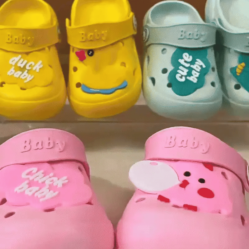 Cartoon Kleinkindsandalen – Perfekt zum Spielen im Sommer