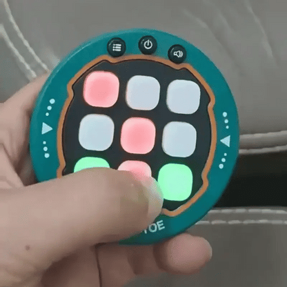 Intelligente Tic-Tac-Toe-Konsole – Spielspaß mit Köpfchen!