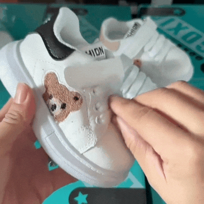 Baby Panda Turnschuhe – Bequeme & rutschfeste Kinderschuhe