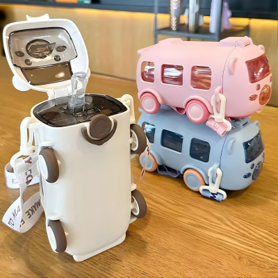500ml Kinder Bus Trinkflasche mit Strohhalm – auslaufsicher