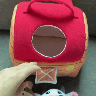 Montessori Farmhaus mit 6 Plüschtieren – Rassel & Knister-Spielzeug