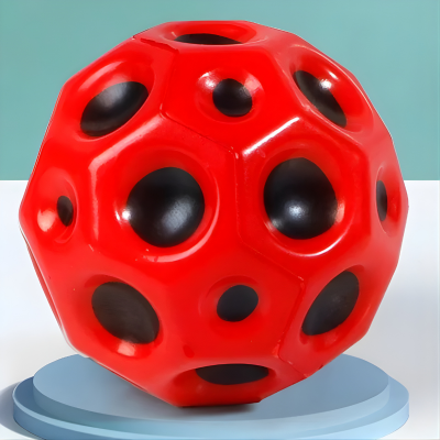 Hochelastischer Lochball – Weicherer Sprung- und Stressball für draußen Rot