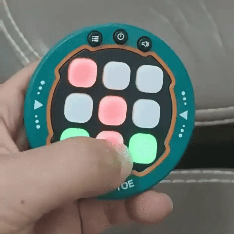 Intelligente Tic-Tac-Toe-Konsole – Spielspaß mit Köpfchen!