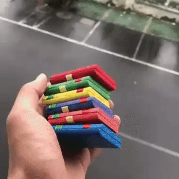 Magisches Holz-Lernspiel – Farben entdecken & spielend lernen!