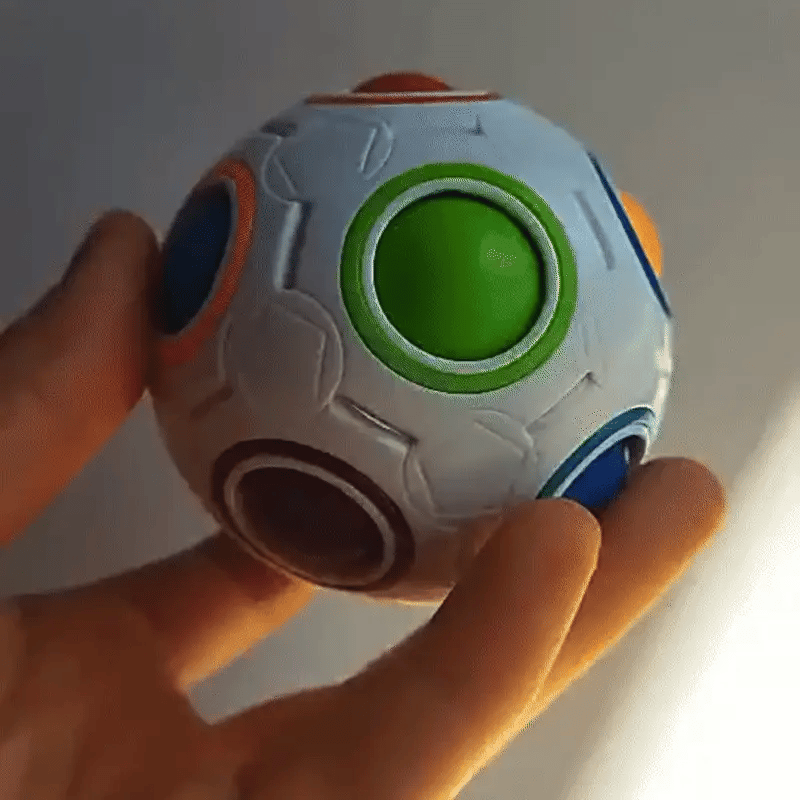 Magischer Regenbogen Puzzleball – Stressabbau für Kinder und Erwachsene