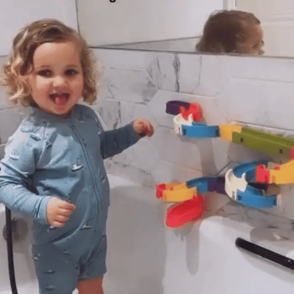 Bunte Badespaß-Rutsche - fröhliche & lernreiche Badezeit